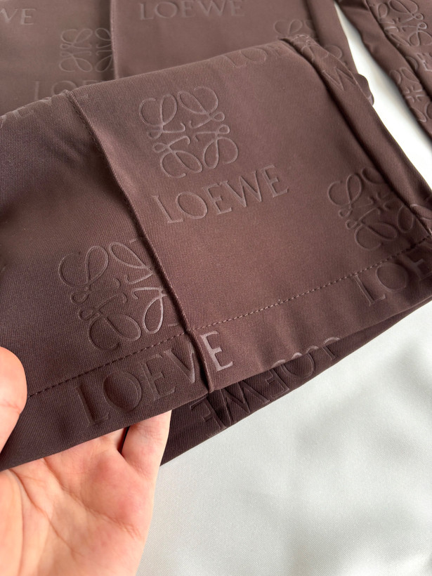 ست وست و شلوار زنانه خارجی برند LOEWE